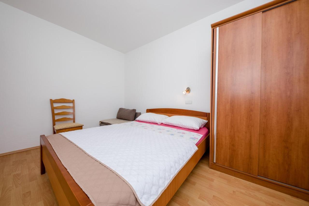 Zeljko Apartmani Lopar Exterior photo